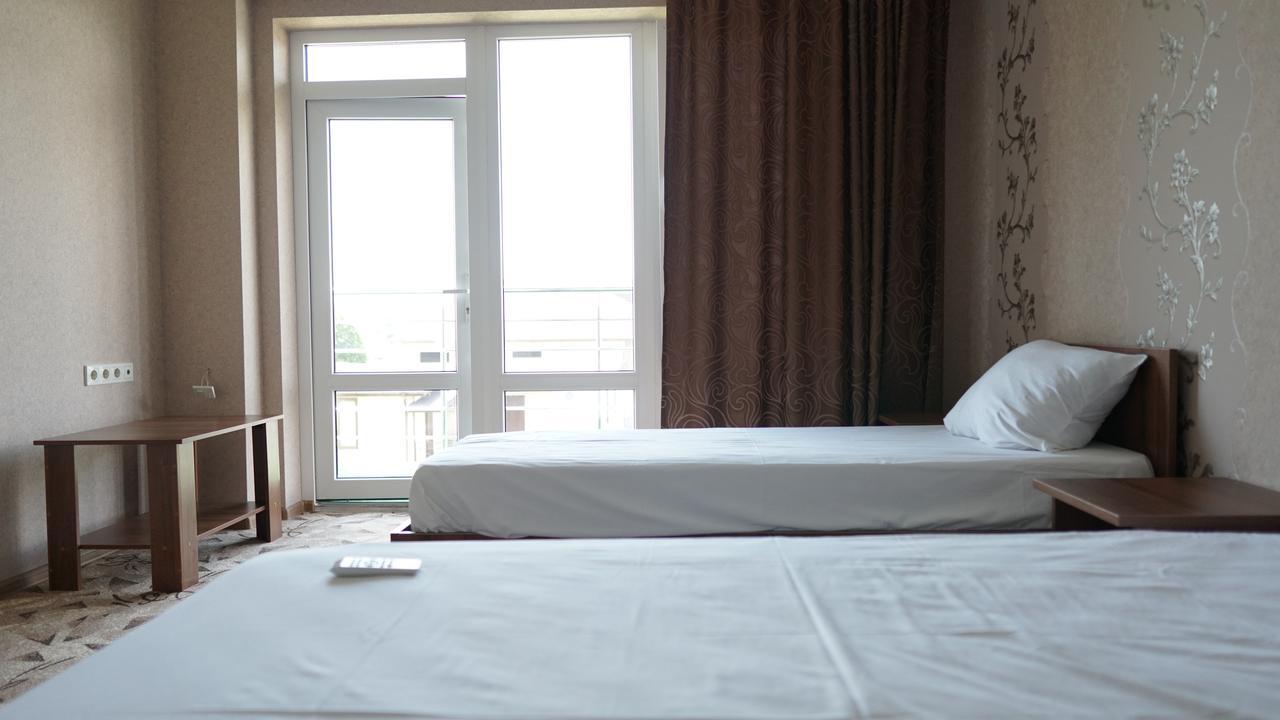 Hotel Alsar Alakhadzi Zewnętrze zdjęcie